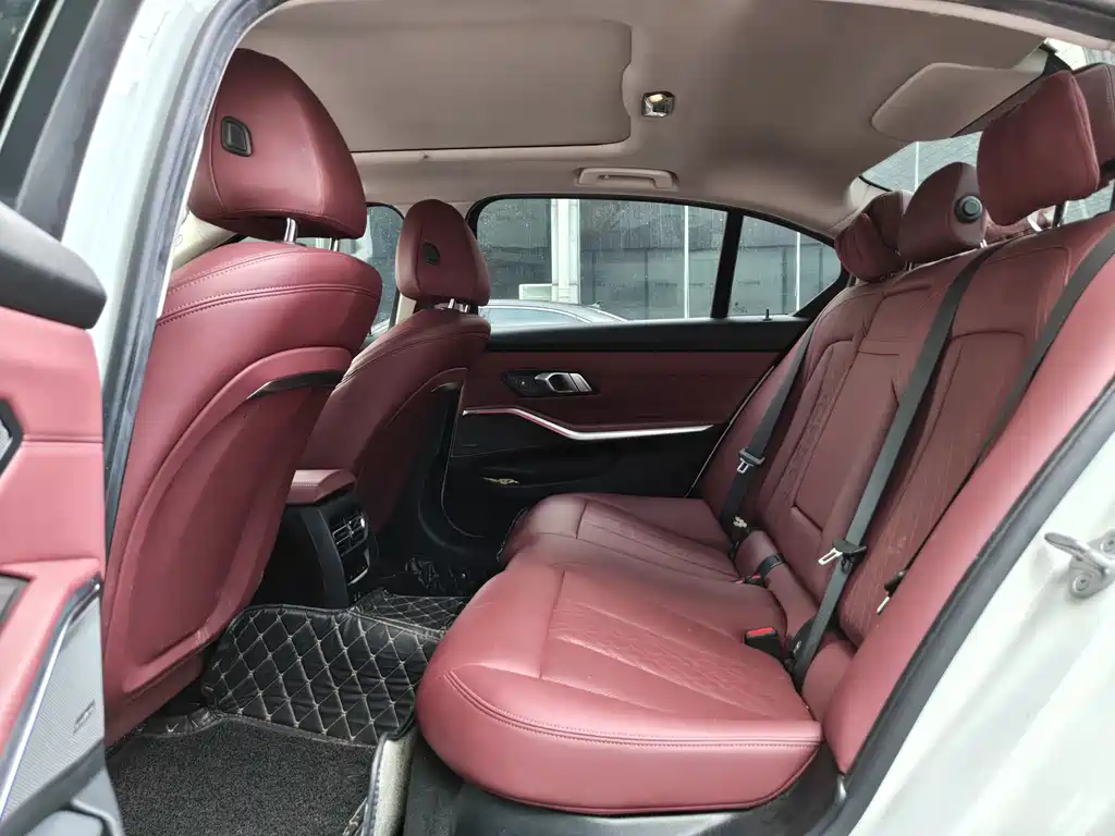 BMW i3 2024