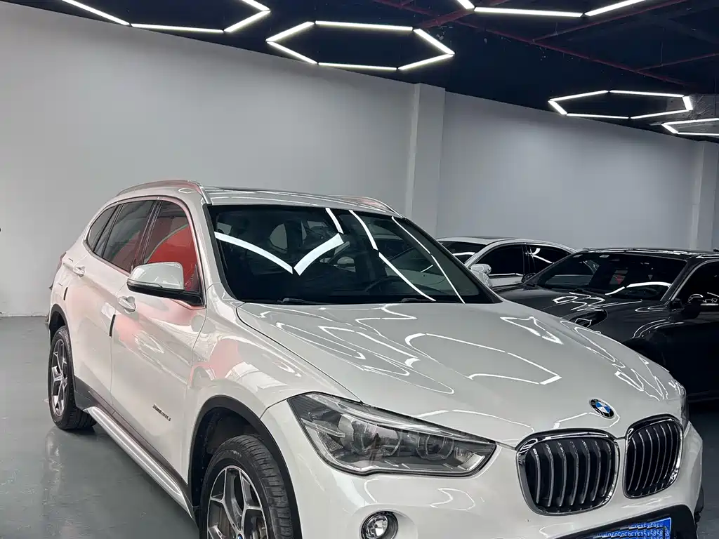 BMW X1 2018 — фото 3