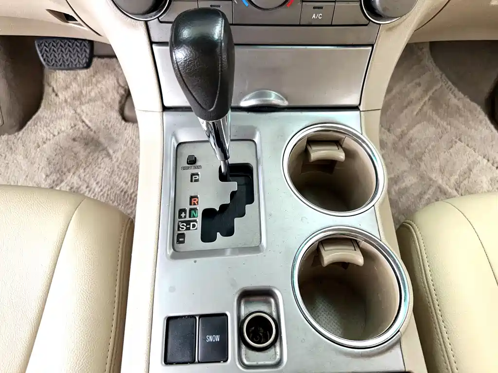 Toyota Highlander 2011 — фото 14