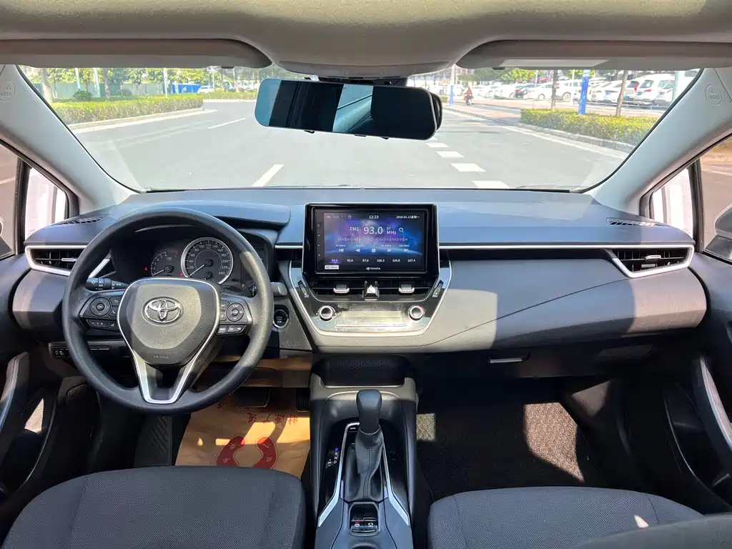 Toyota Corolla 2020 — фото 15