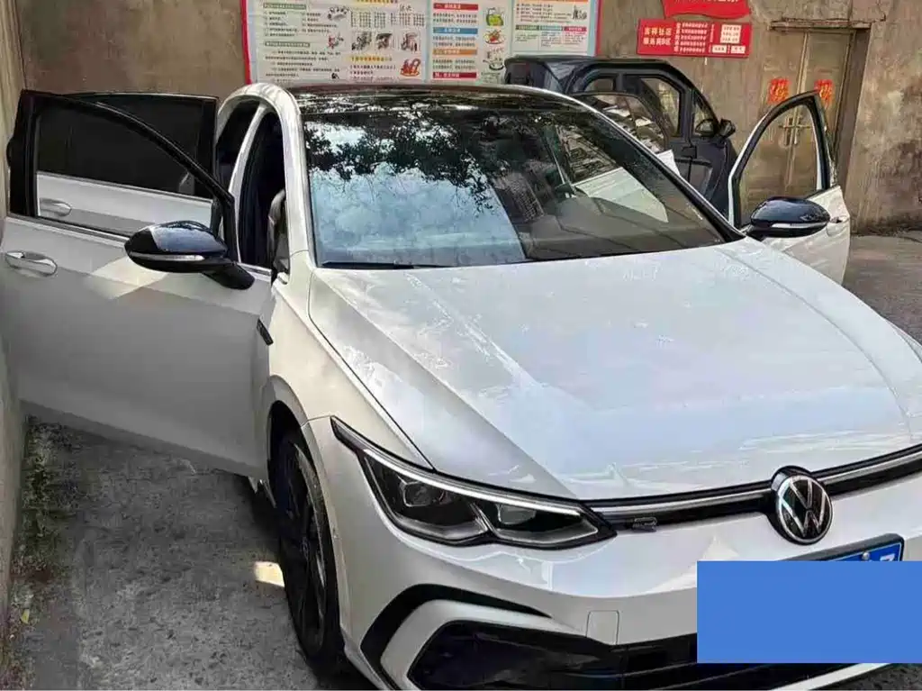 Volkswagen Golf 2023