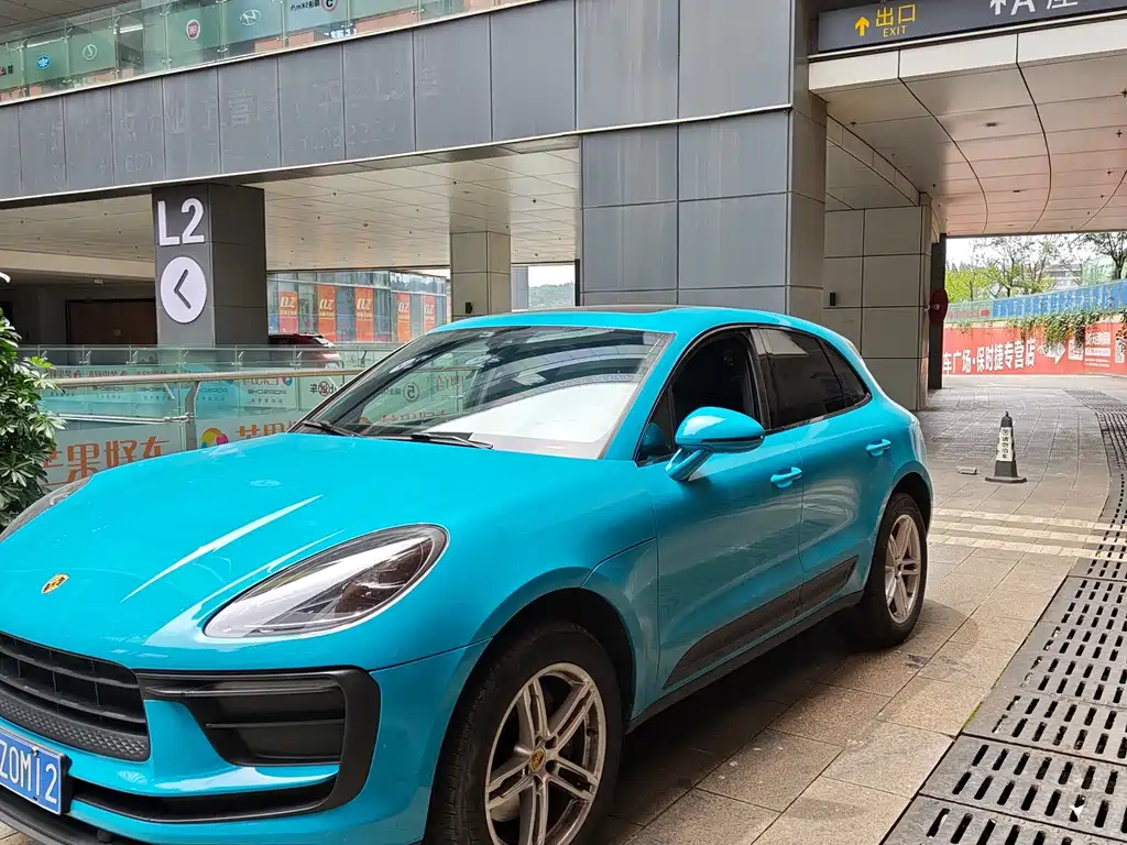 Porsche Macan 2022 — фото 1