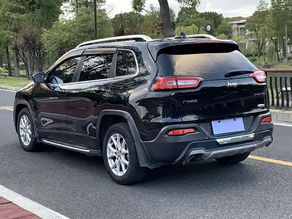 Jeep Cherokee 2017