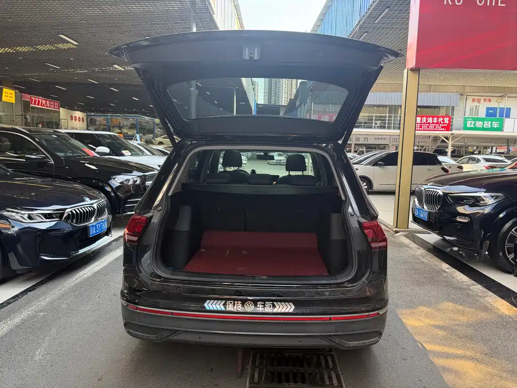 Volkswagen Tiguan L 2025 — фото 19
