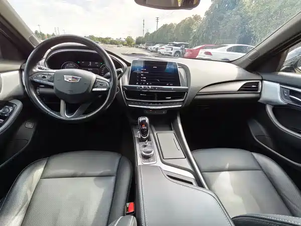 Cadillac CT5 2021
