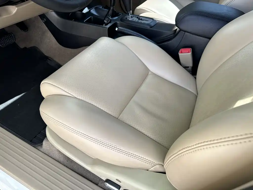 Toyota Fortuner 2016 — фото 11