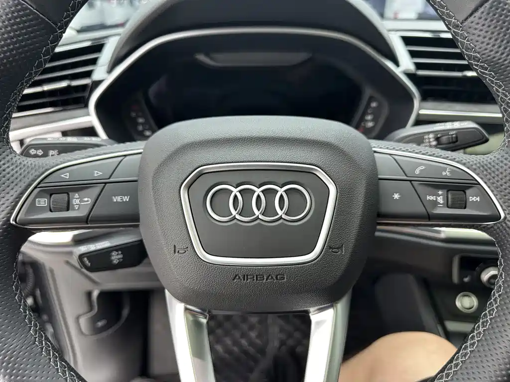 Audi Q3 Sportback 2022 — фото 14