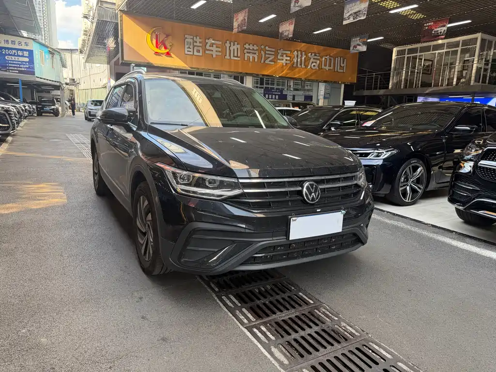 Volkswagen Tiguan L 2025