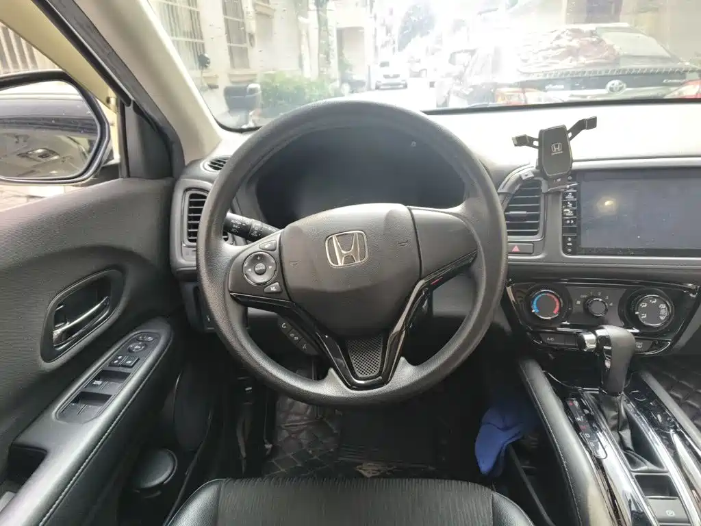 Honda Vezel 2020 — фото 6