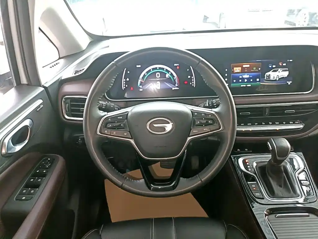 GAC Trumpchi M6 2025 — фото 11