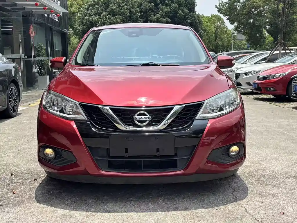 Nissan Tiida 2016