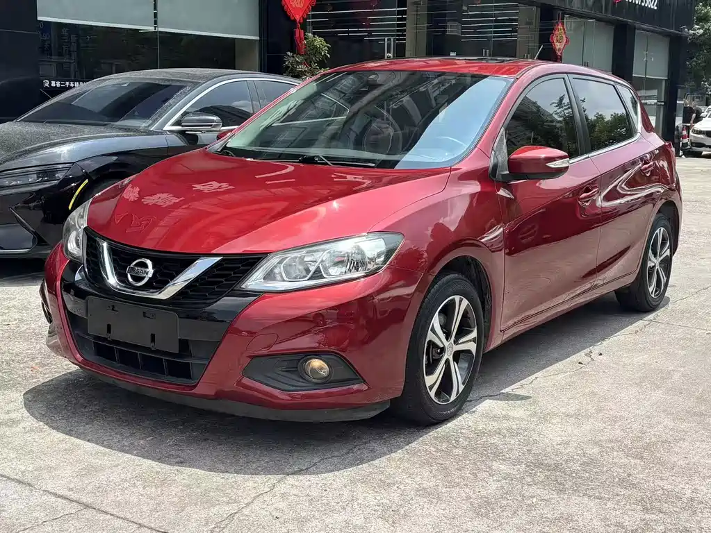 Nissan Tiida 2016
