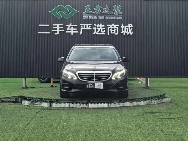 Mercedes-Benz E-Class 2012