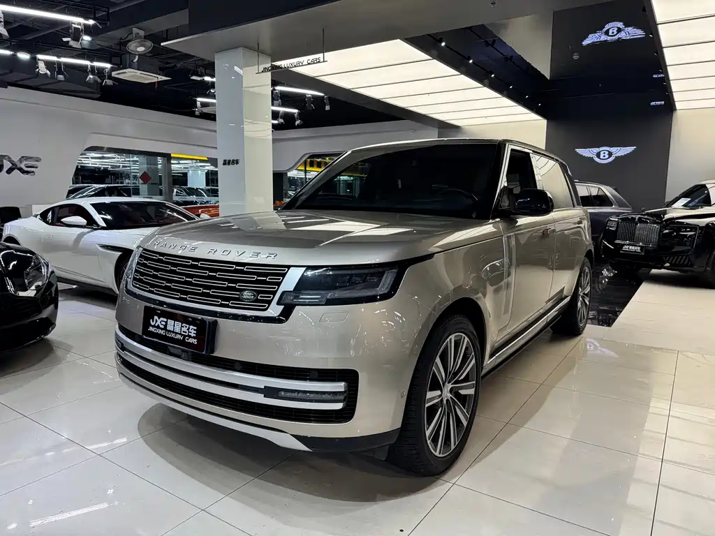 Land Rover Range Rover 2025 — фото 1