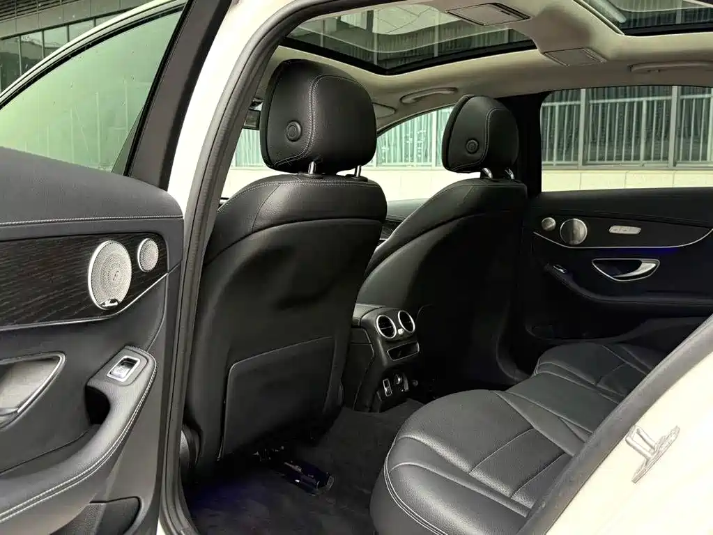 Mercedes-Benz C-Class 2021 — фото 13