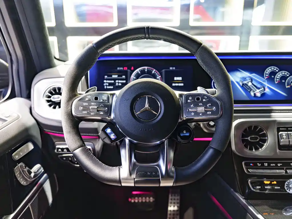 Mercedes-Benz G-Class AMG 2022 — фото 17