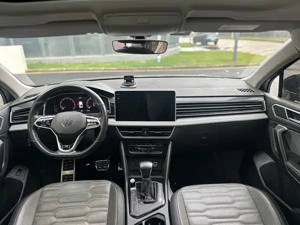 Volkswagen Tiguanx 2022