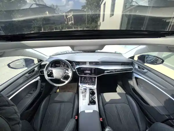 Audi A7L 2024