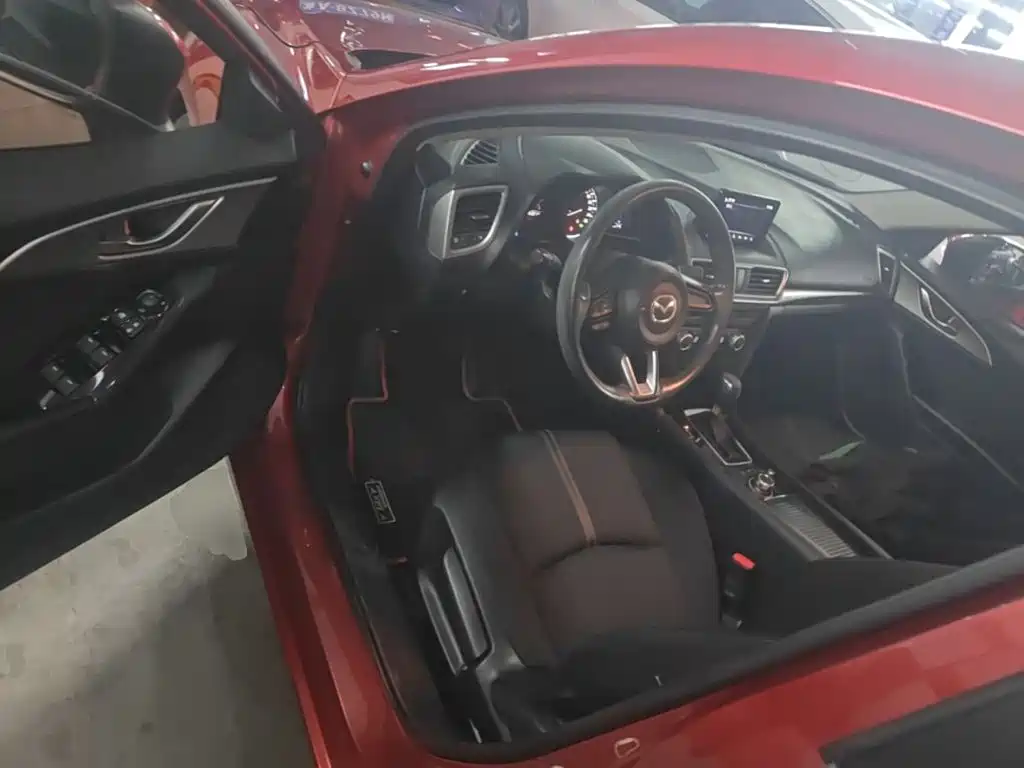 Mazda 3 Angkesela 2017 — фото 16
