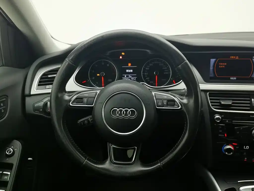 Audi A4L 2016 — фото 11