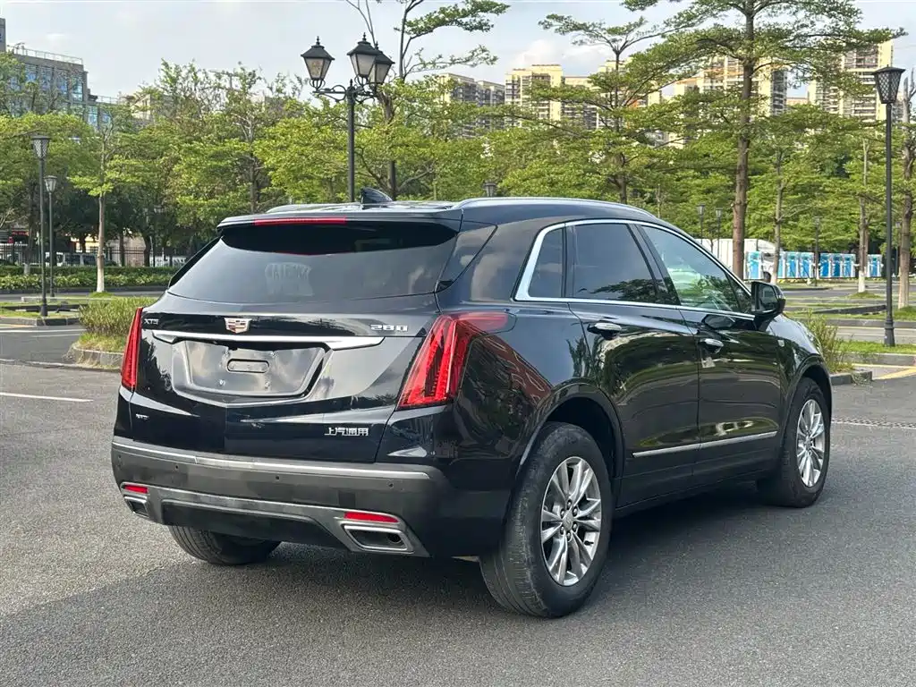 Cadillac XT5 2021 — фото 18