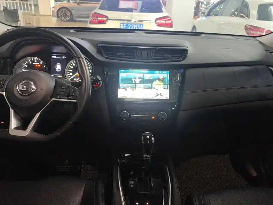 Nissan X-Trail 2020 — фото 13