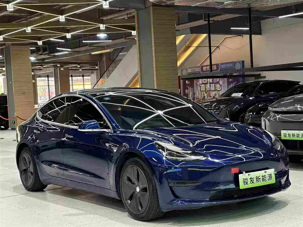 Tesla Model 3 2019 — фото 9