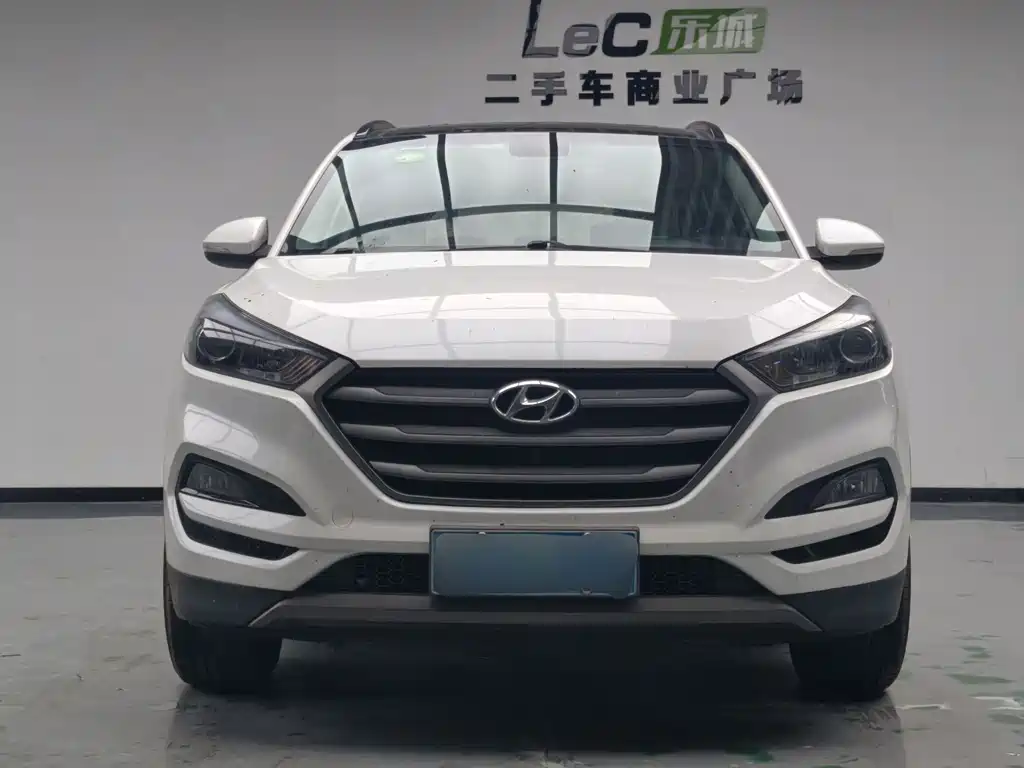 Hyundai Tucson 2016 — фото 2