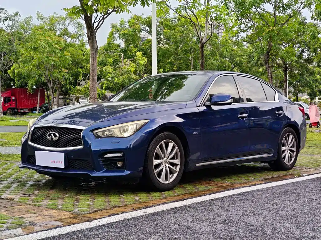Infiniti Q50L 2016 — фото 2