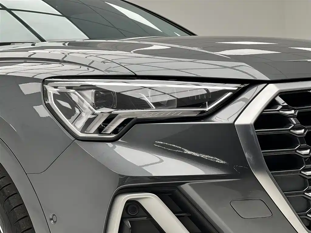 Audi Q3 2022 — фото 27