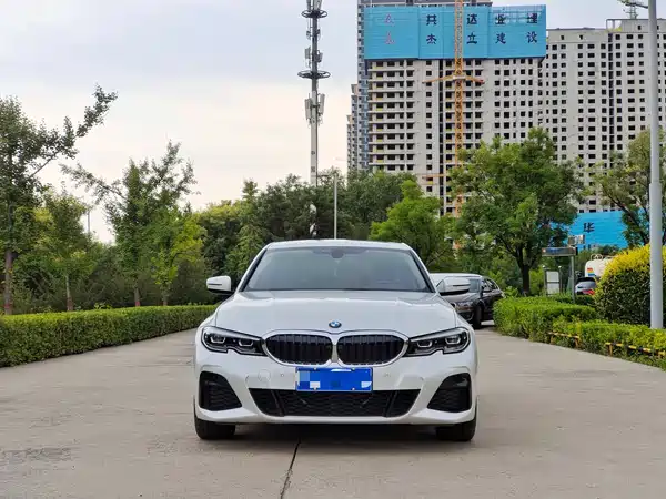 BMW 3 Series 2021