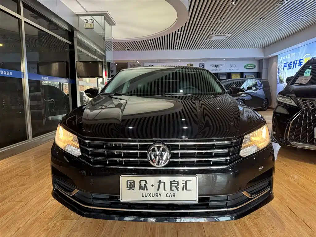 Volkswagen Passat 2019 — фото 2