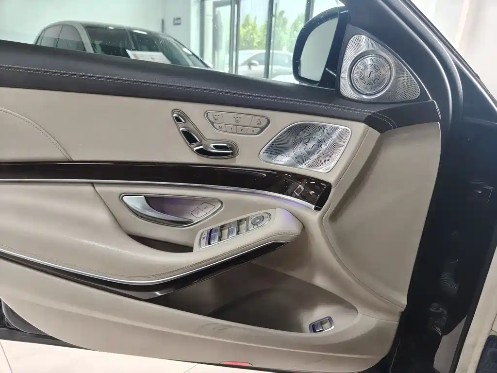 Mercedes-Benz S-Class 2015 — фото 13
