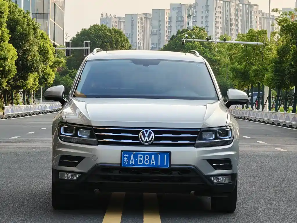 Volkswagen Tiguan L 2019 — фото 2