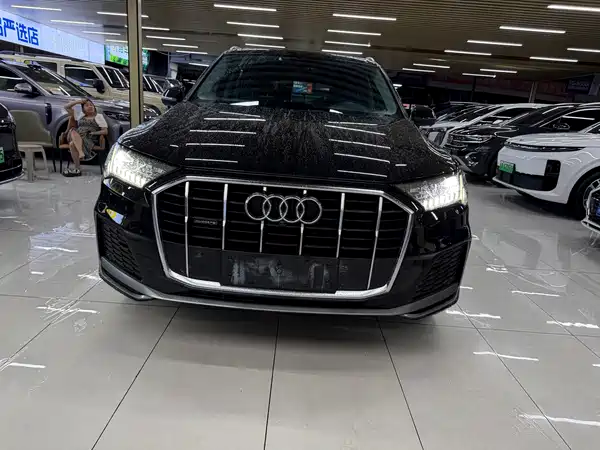 Audi Q7 2021