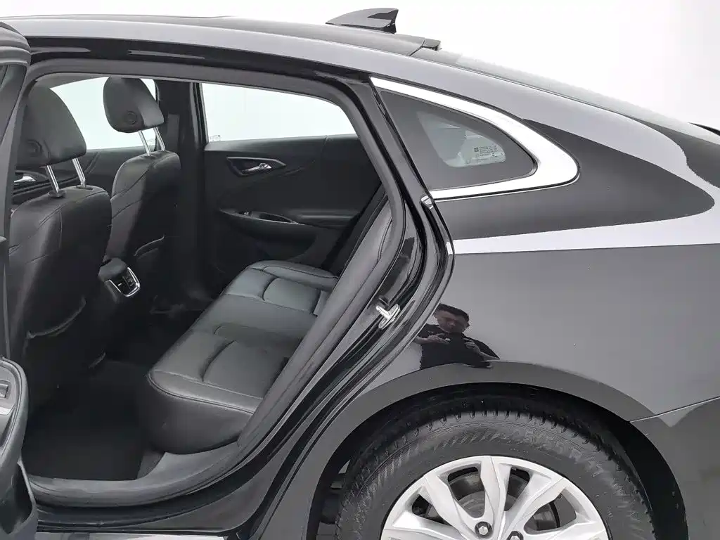 Chevrolet Malibu XL 2023 — фото 15