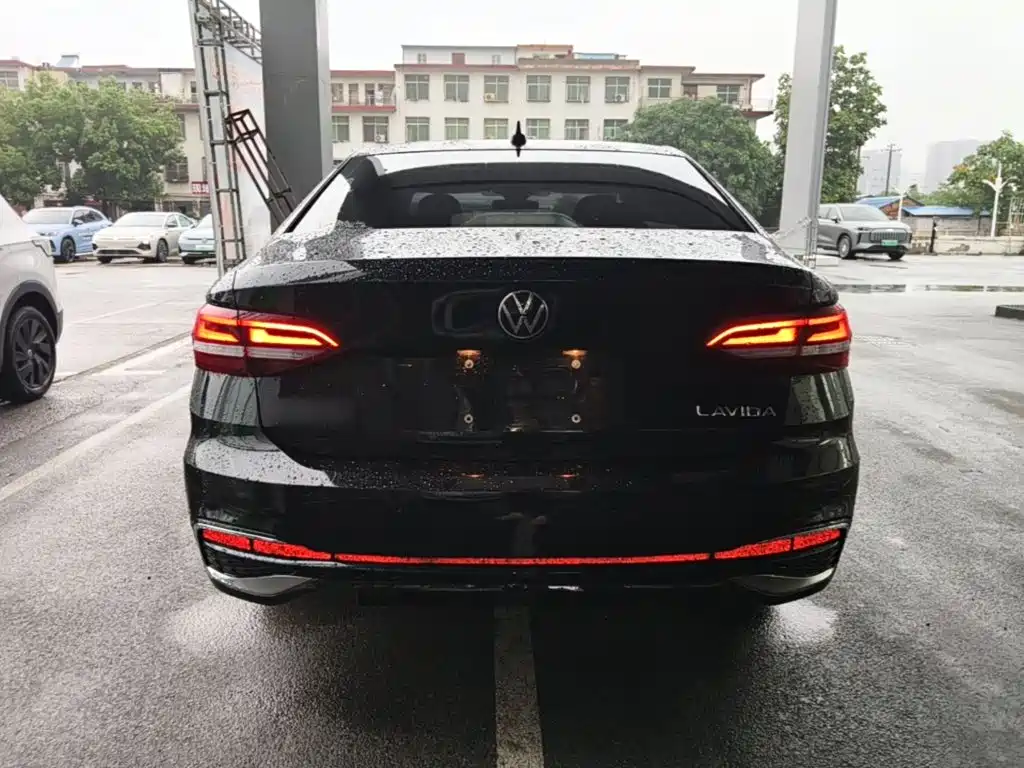 Volkswagen Lavida 2025