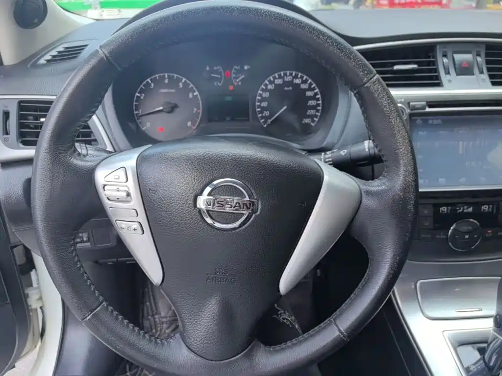 Nissan Sylphy 2015 — фото 11