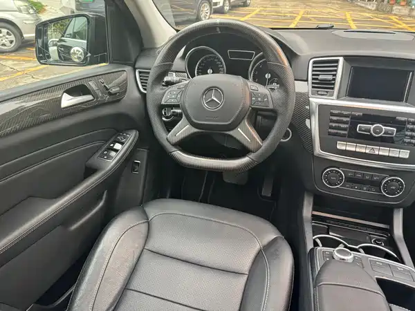 Mercedes-Benz M-Class 2014
