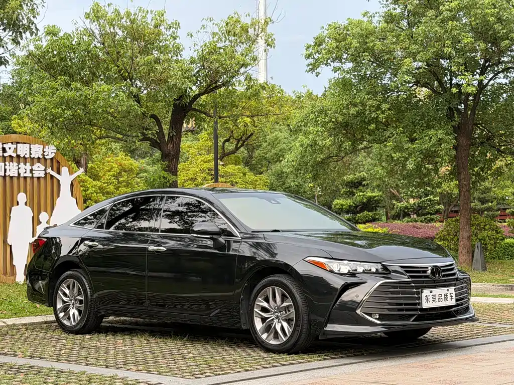 Toyota Avalon 2021 — фото 3