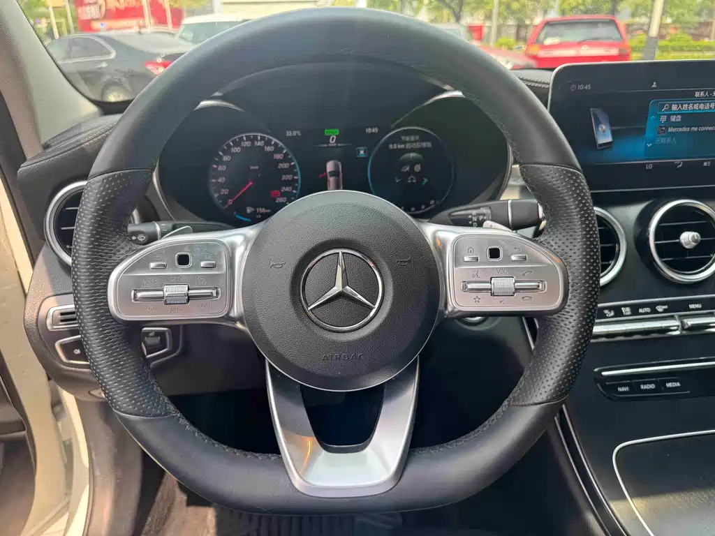 Mercedes-Benz C-Class 2020 — фото 20