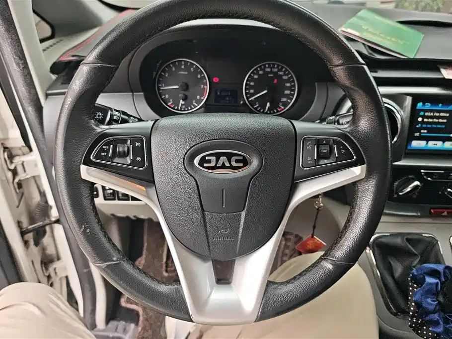 JAC Refine Refine M3 2019 — фото 15