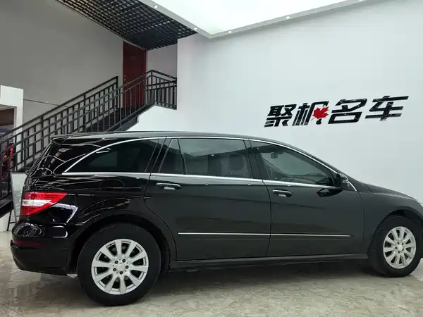 Mercedes-Benz R-Class 2011