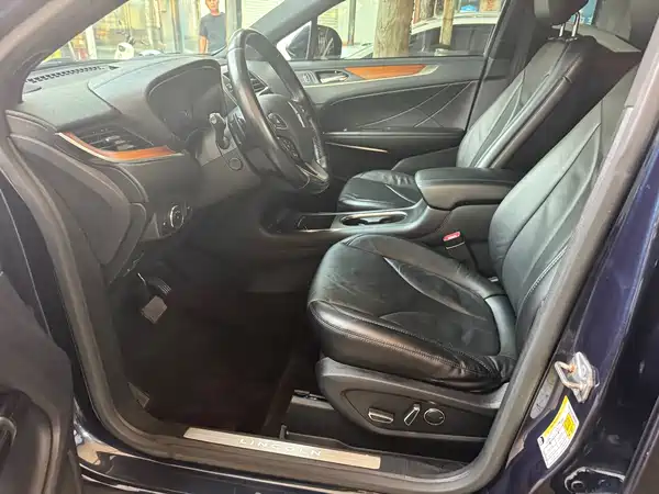 Lincoln MKC 2016