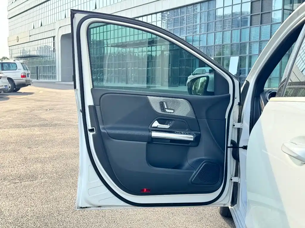 Mercedes-Benz B-Class 2021 — фото 17
