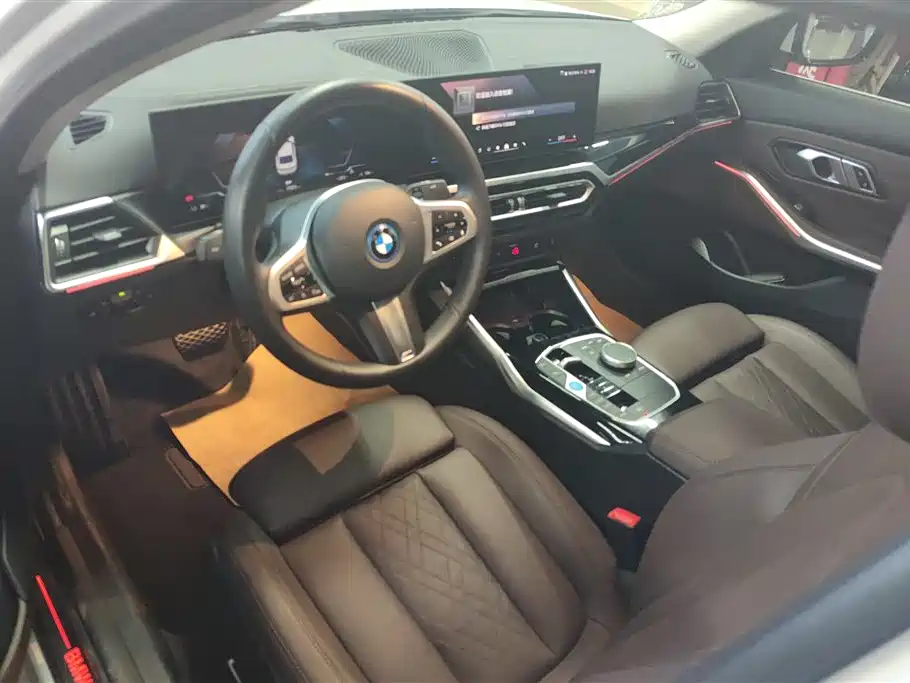 BMW i3 2024 — фото 12