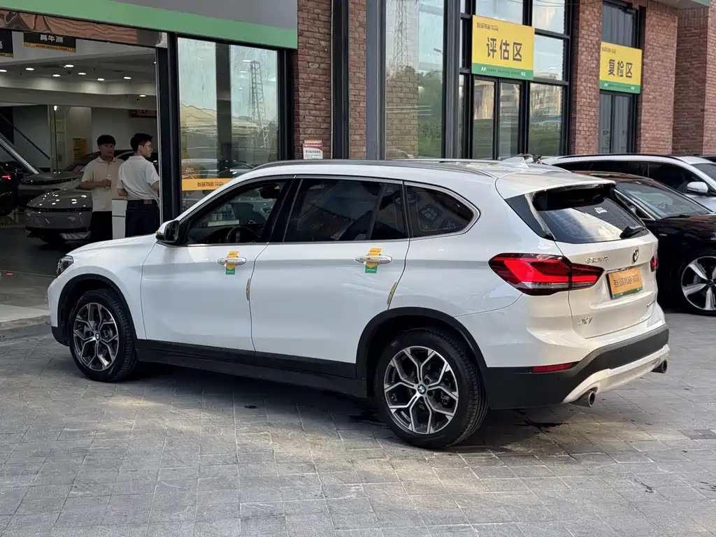 BMW X1 2022