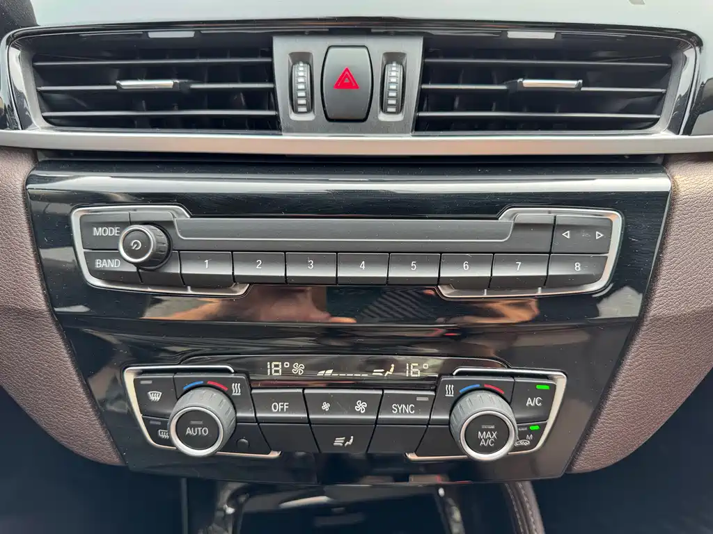 BMW X1 2022 — фото 16