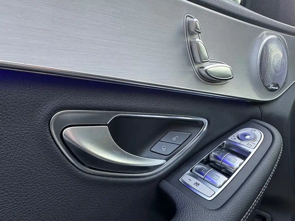 Mercedes-Benz C-Class 2021 — фото 24