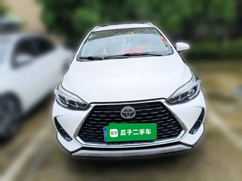 Toyota Yaris L 2020 — фото 24